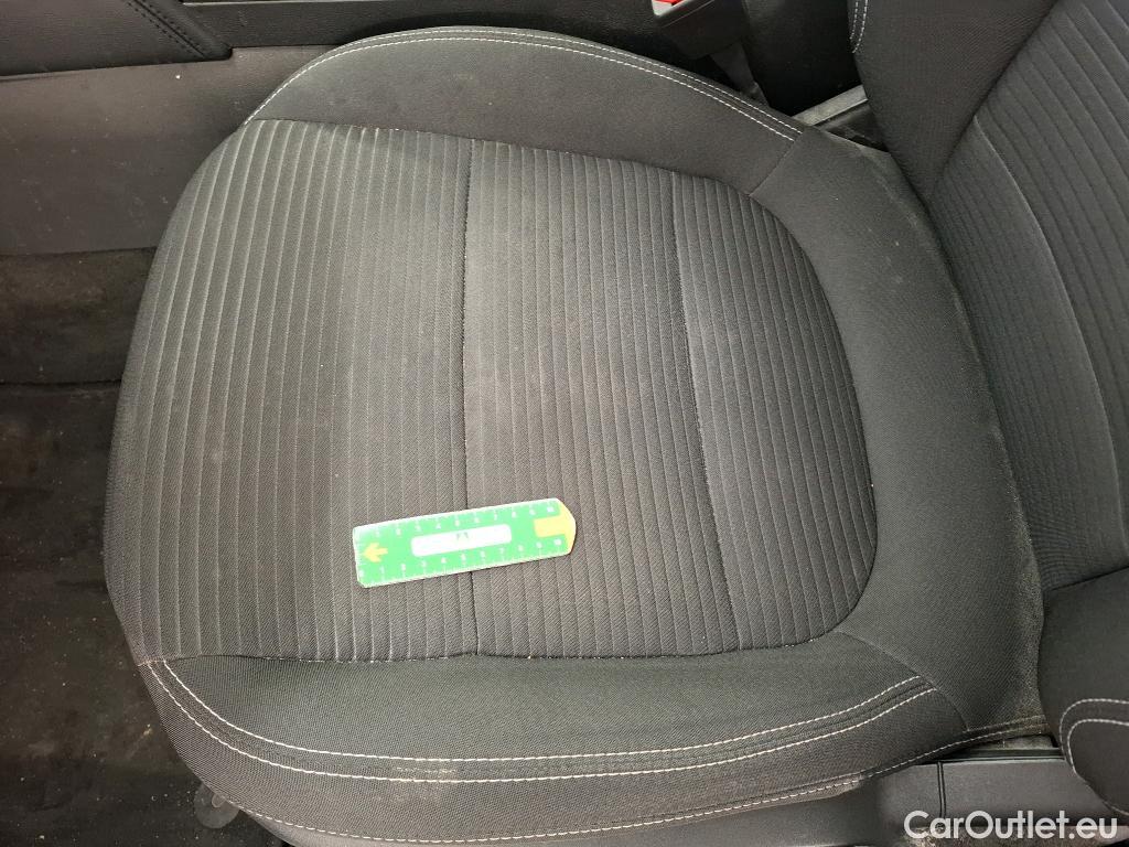  Ford  Kuga FORD  / 2019 / 5P / SUV 2.5 190 hybrid Flexifuel Pshift Titanium #18