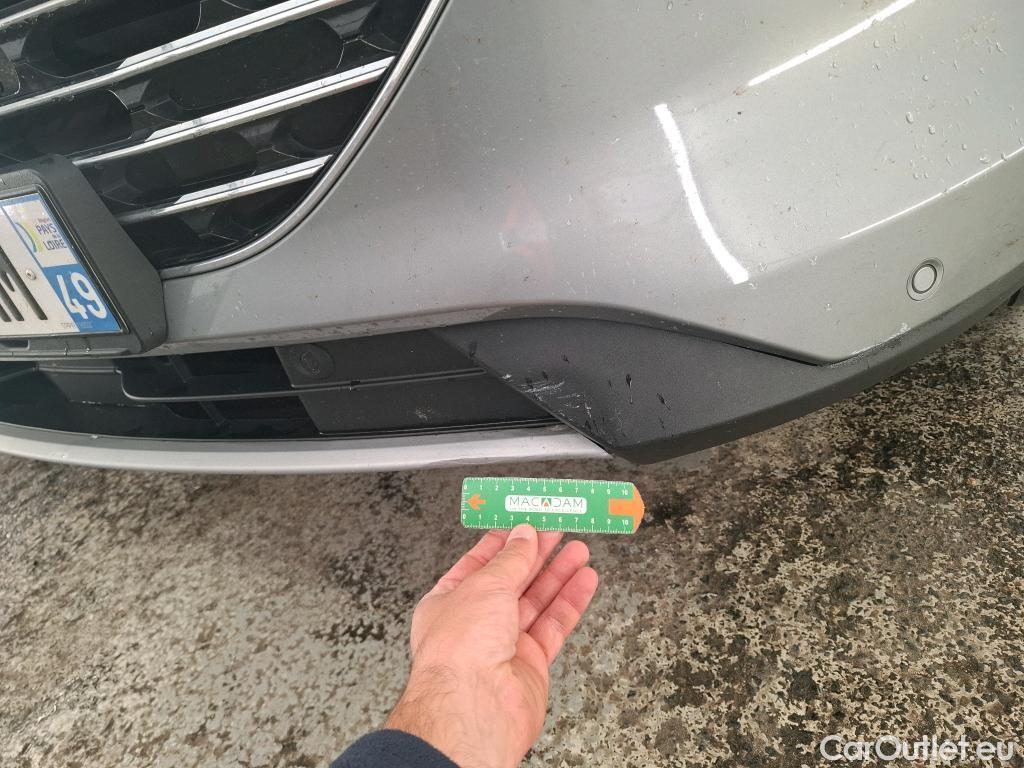  Ford  Kuga FORD  / 2019 / 5P / SUV 2.5 190 hybrid Flexifuel Pshift Titanium #1