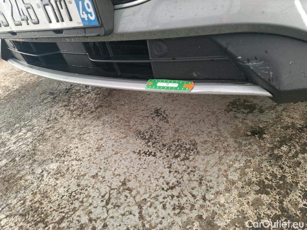  Ford  Kuga FORD  / 2019 / 5P / SUV 2.5 190 hybrid Flexifuel Pshift Titanium #7