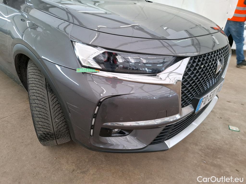  DS  DS7 DS DS 7 Crossback / 2017 / 5P / SUV BlueHDi 130 Auto Executive #8