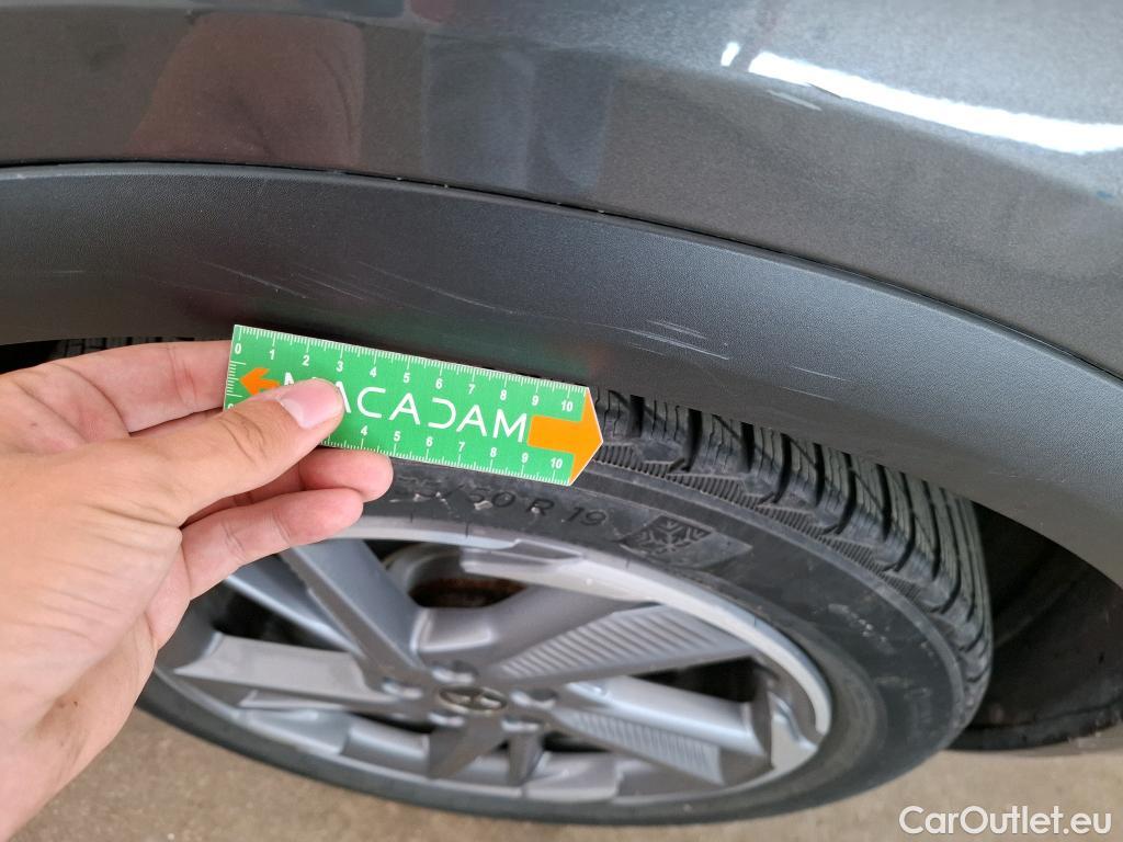  DS  DS7 DS DS 7 Crossback / 2017 / 5P / SUV BlueHDi 130 Auto Executive #37