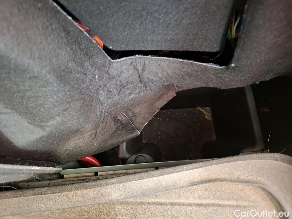  Bmw  X3 Série  sDrive 18d Luxury 2.0 150CV BVA8 E6d #31