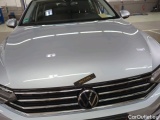  Volkswagen  Passat VARIANT 2.0 TDI SCR DSG  5 #17