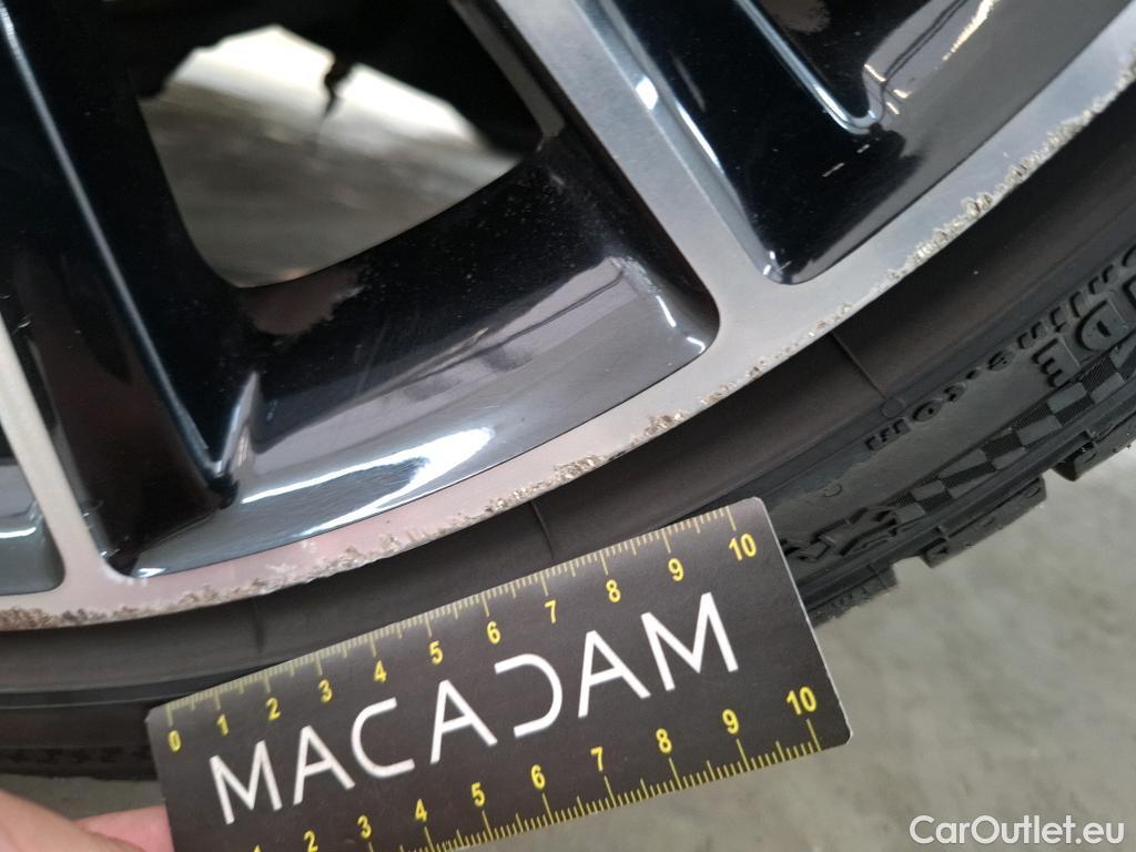  Mercedes  C-Klasse MERCEDES-BENZ Classe C Coupe / 2018 / 2P / Coupé C 200 AMG Line #28