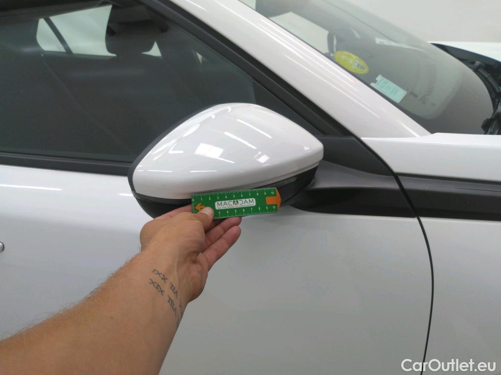  Peugeot  2008  Active Business 1.5 HDi 130CV BVA8 E6d #15