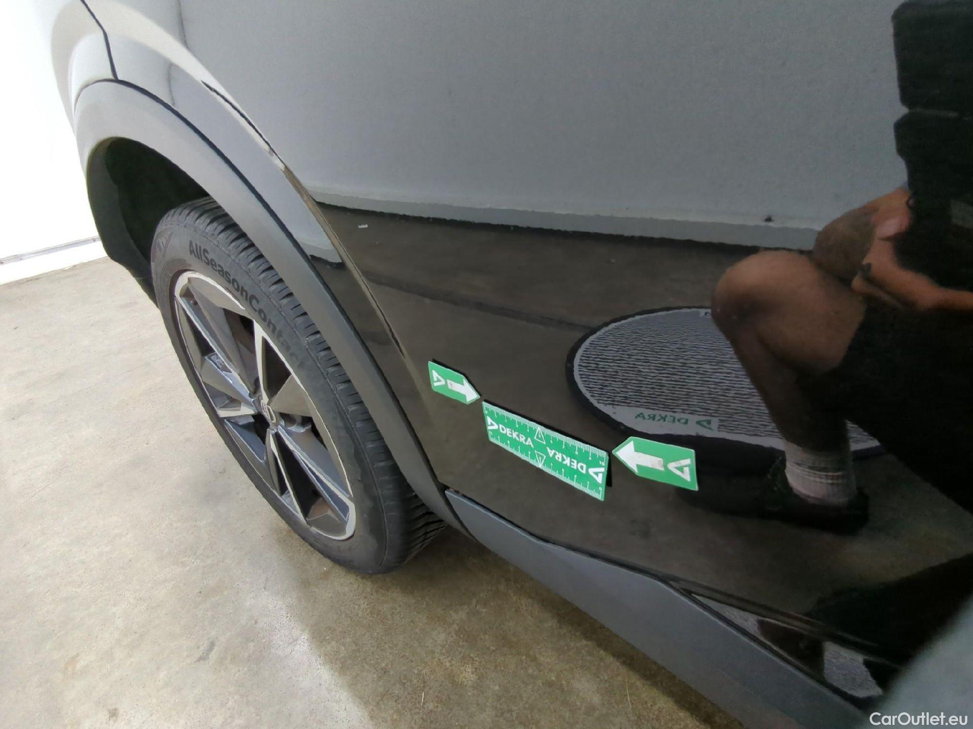  Nissan  Qashqai NISSAN  / 2021 / 5P / Crossover 1.3 MHEV 158ch Xtronic N-Style(SP) #11