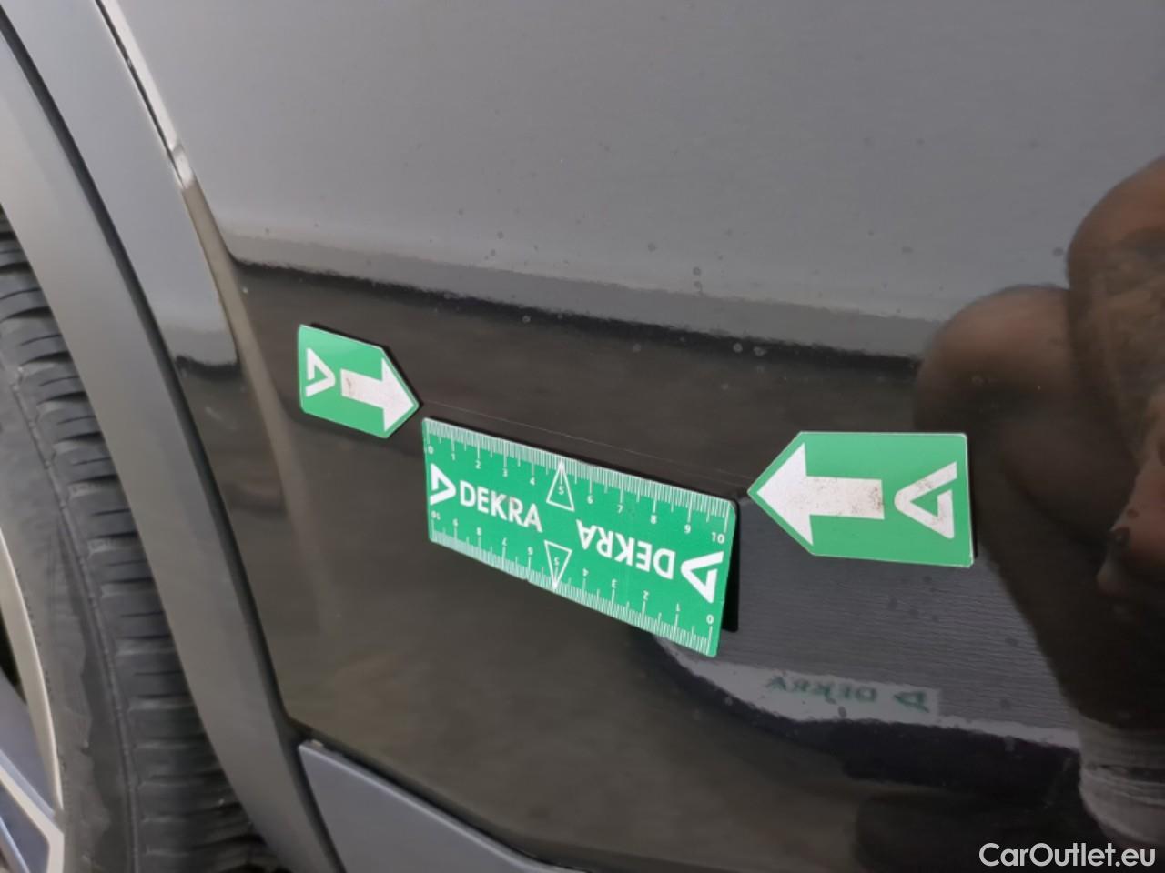  Nissan  Qashqai NISSAN  / 2021 / 5P / Crossover 1.3 MHEV 158ch Xtronic N-Style(SP) #12