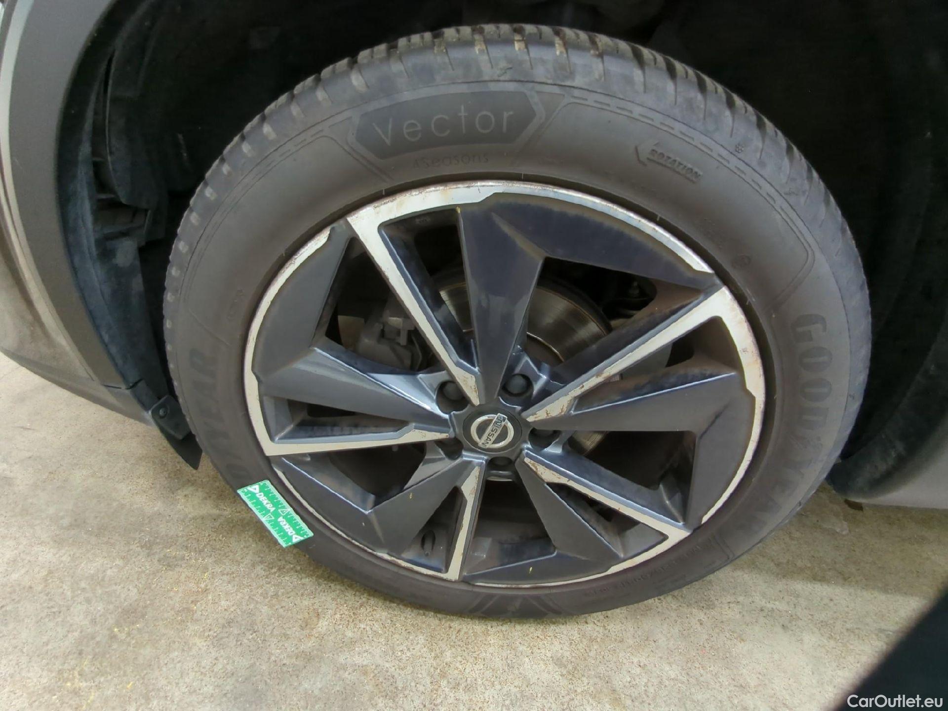  Nissan  Qashqai NISSAN  / 2021 / 5P / Crossover 1.3 MHEV 158ch Xtronic N-Style(SP) #8