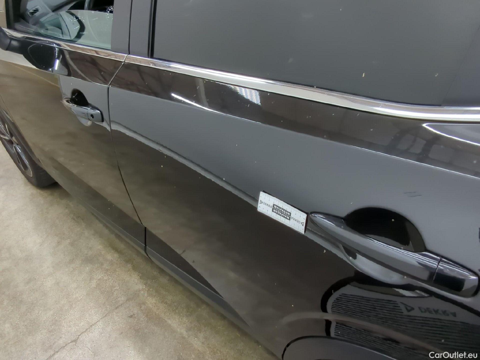  Nissan  Qashqai NISSAN  / 2021 / 5P / Crossover 1.3 MHEV 158ch Xtronic N-Style(SP) #16