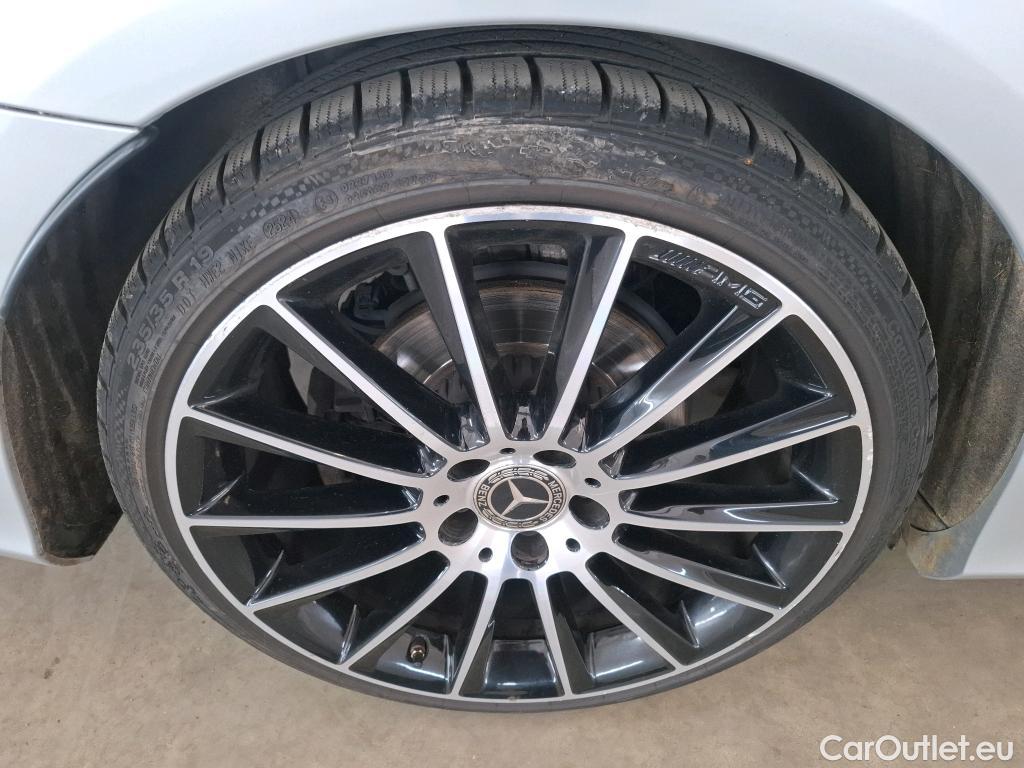  Mercedes  C-Klasse MERCEDES-BENZ Classe C Coupe / 2018 / 2P / Coupé C 200 AMG Line #35