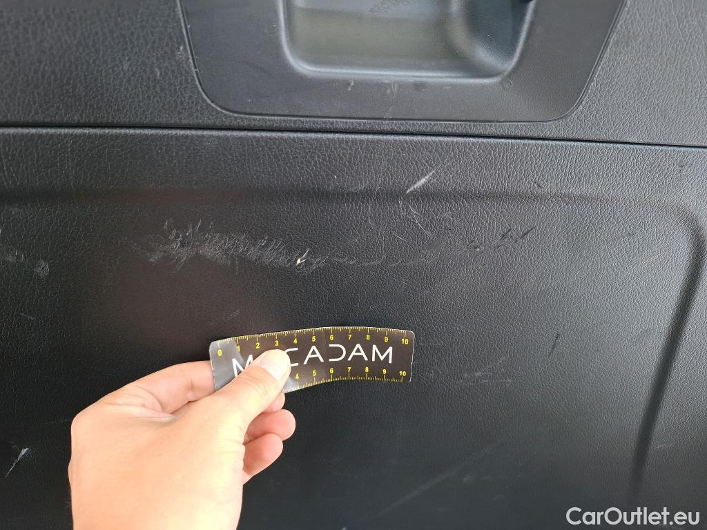  Mercedes  GLB MERCEDES-BENZ  / 2019 / 5P / SUV  200 d AMG Line #4