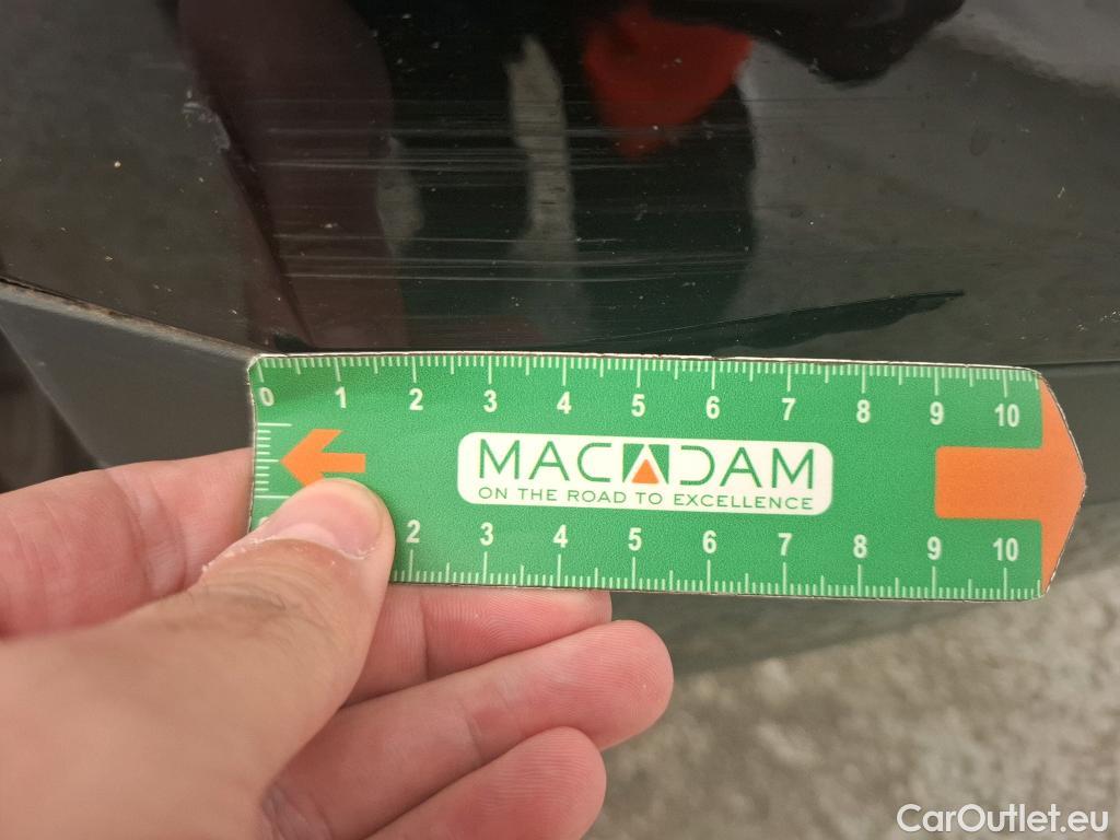  Land Rover  Range Rover Evoque LAND ROVER  / 2018 / 5P / SUV D150 BVA 4WD SE #9