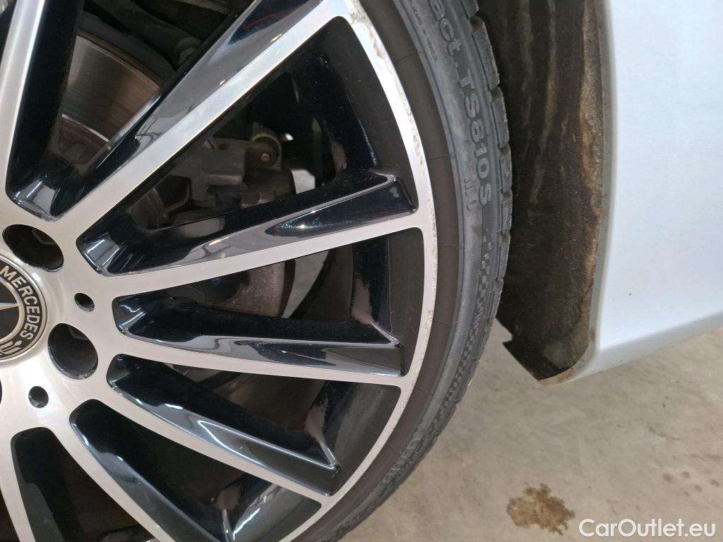  Mercedes  C-Klasse MERCEDES-BENZ Classe C Coupe / 2018 / 2P / Coupé C 200 AMG Line #48