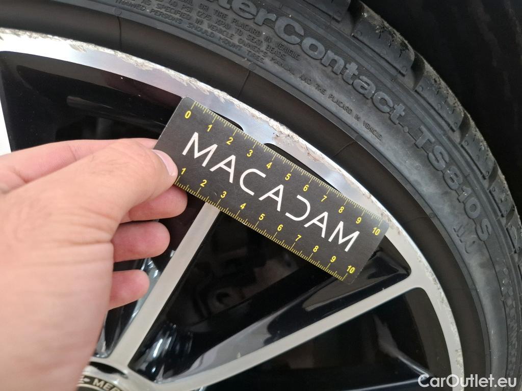  Mercedes  C-Klasse MERCEDES-BENZ Classe C Coupe / 2018 / 2P / Coupé C 200 AMG Line #25