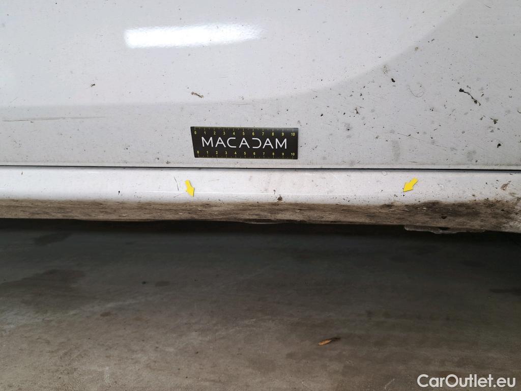  Peugeot  208  Signature 1.2 PureTech 80CV BVM5 E6dT #7