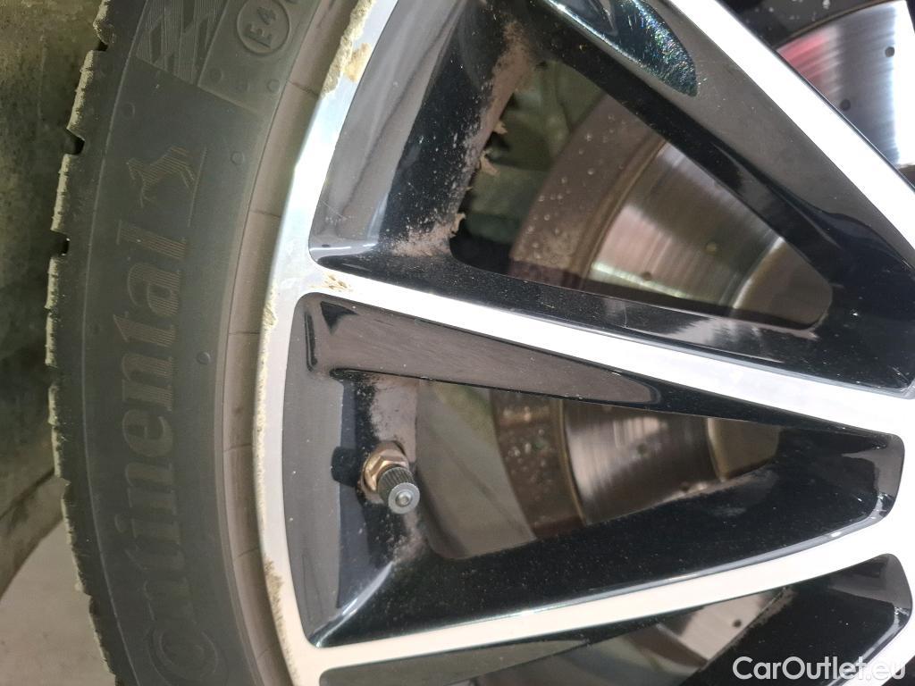  Mercedes  C-Klasse MERCEDES-BENZ Classe C Coupe / 2018 / 2P / Coupé C 200 AMG Line #64