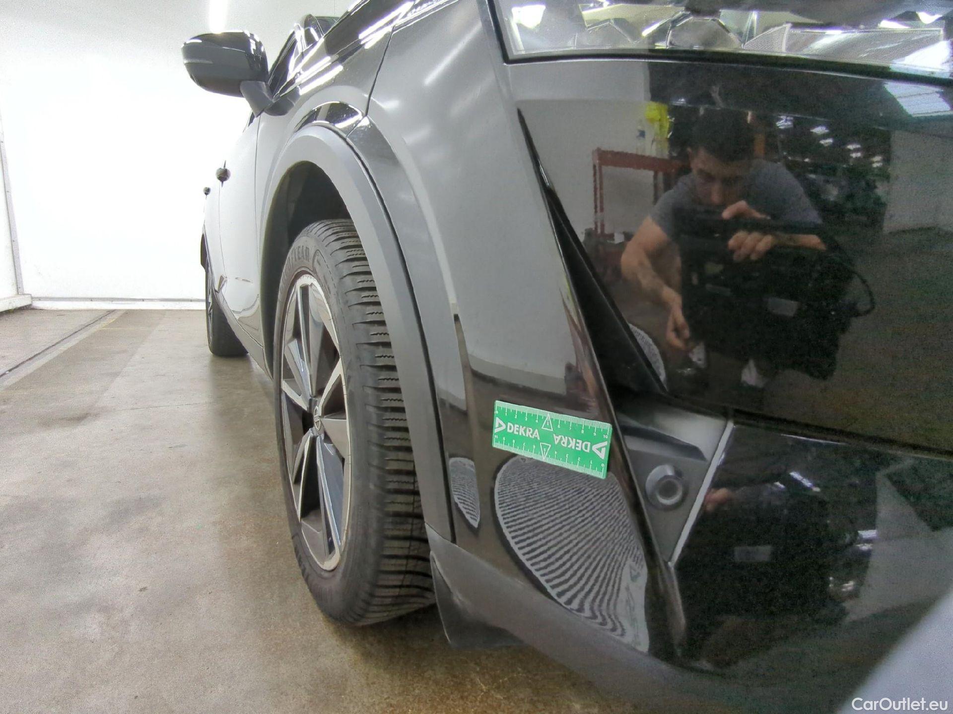  Nissan  Qashqai NISSAN  / 2021 / 5P / Crossover 1.3 MHEV 158ch Xtronic N-Style(SP) #14