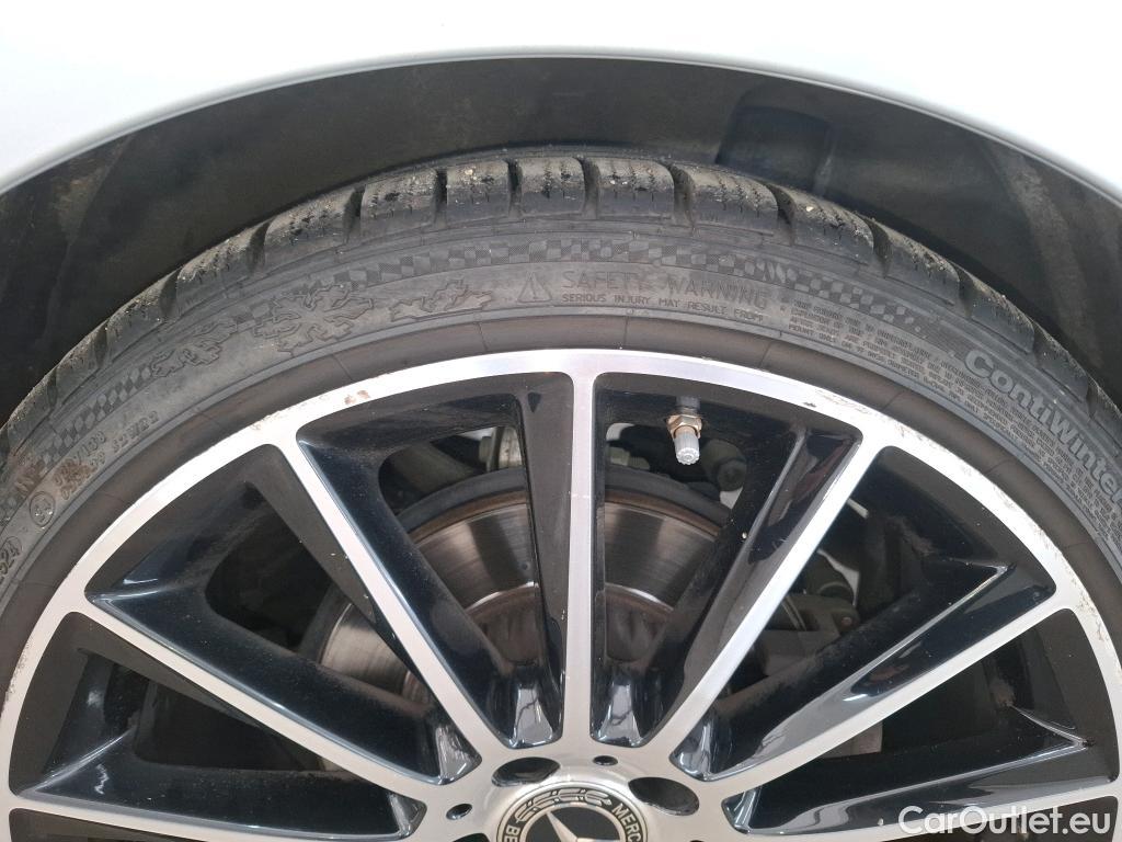  Mercedes  C-Klasse MERCEDES-BENZ Classe C Coupe / 2018 / 2P / Coupé C 200 AMG Line #47