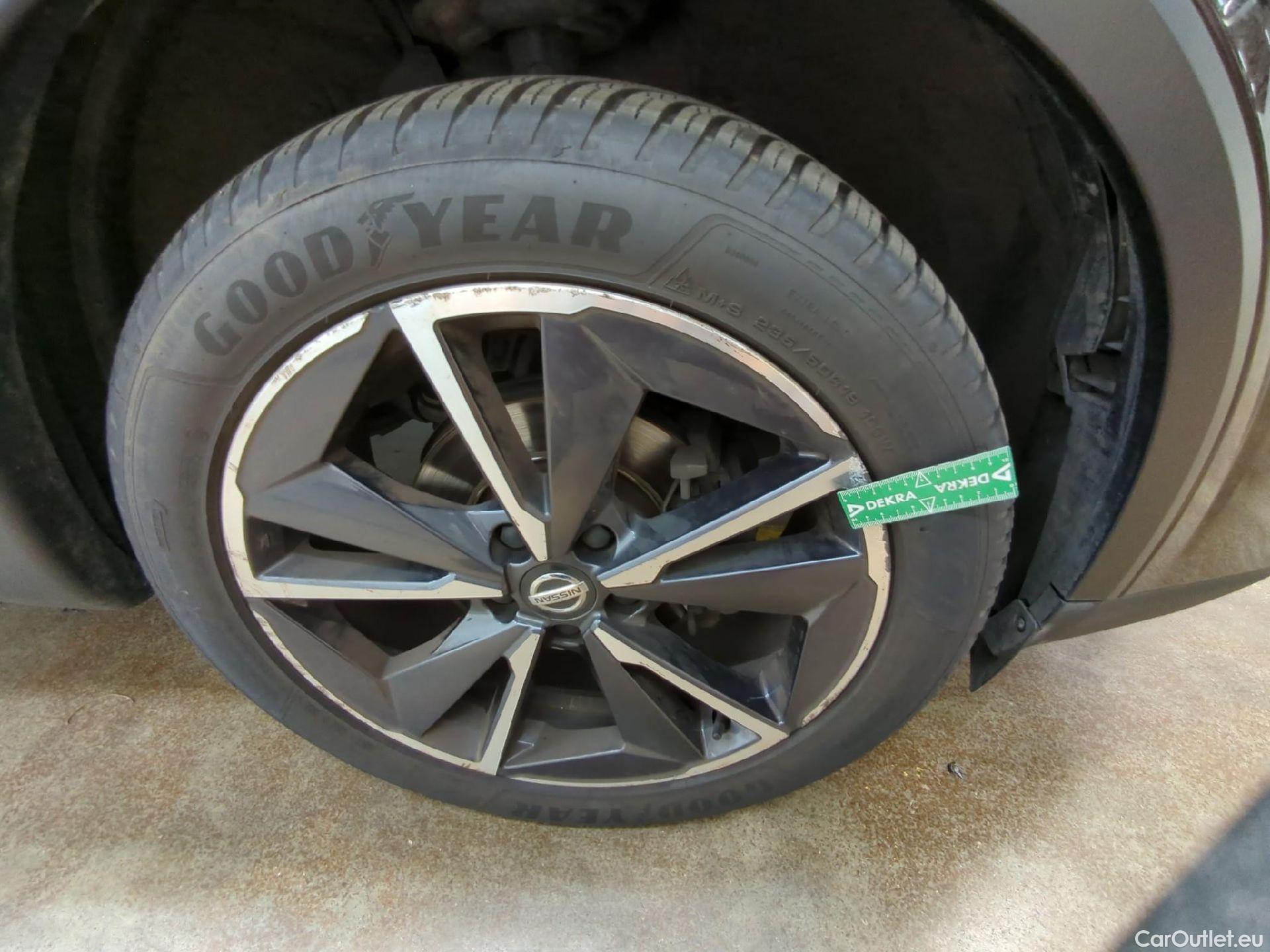  Nissan  Qashqai NISSAN  / 2021 / 5P / Crossover 1.3 MHEV 158ch Xtronic N-Style(SP) #7