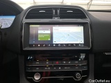  Jaguar  F-PACE  / 2015 / 5P / SUV  Prestige 2L D 180ch BVA 4x4 / TOIT PANO FISSURE #7