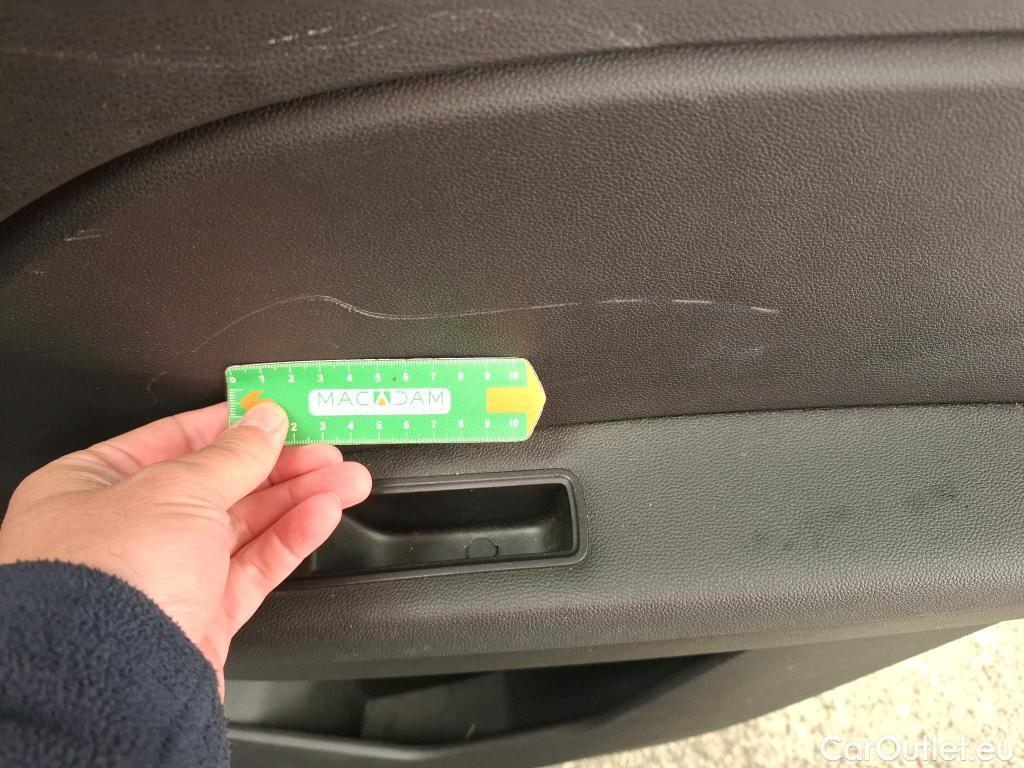  Renault  Captur RENAULT  / 2019 / 5P / SUV Intens E-Tech hybride recharg 160 - 21 #7