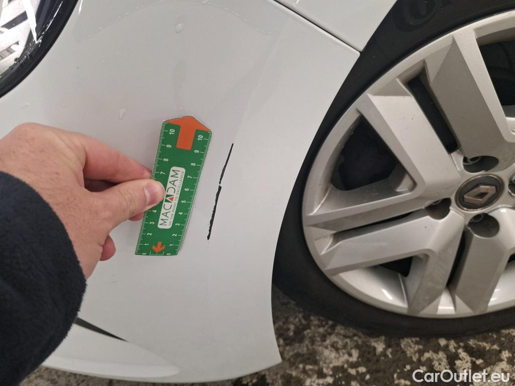  Renault  Clio  / 2019 / 5P / Berline Business TCe 100 / GPL #3