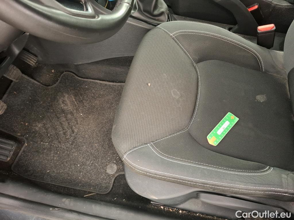  Renault  Clio  IV Business 0.9 TCe 90CV BVM5 E6 #1