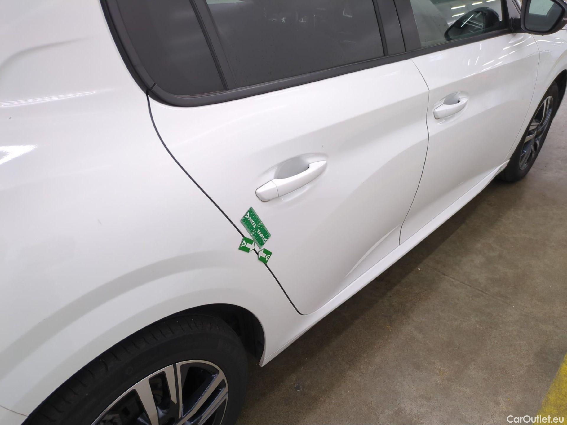  Peugeot  208  Allure Pack 1.2 PureTech 100CV BVA8 E6d #4