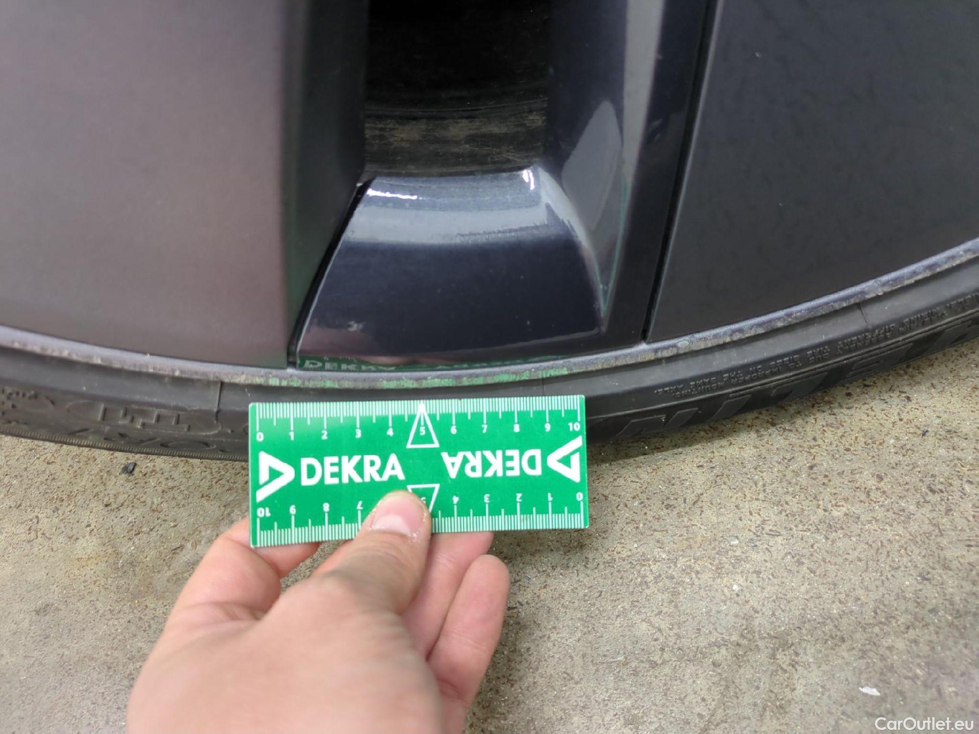  Tesla  Model 3 TESLA  / 2018 / 4P / Berline Grande Autonomie #18