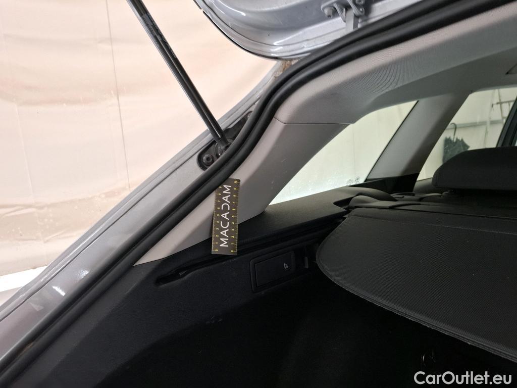  Seat  Leon SEAT  Sportstourer / 2020 / 5P / Break 2.0 TDI 150 DSG S&S Style Business #31