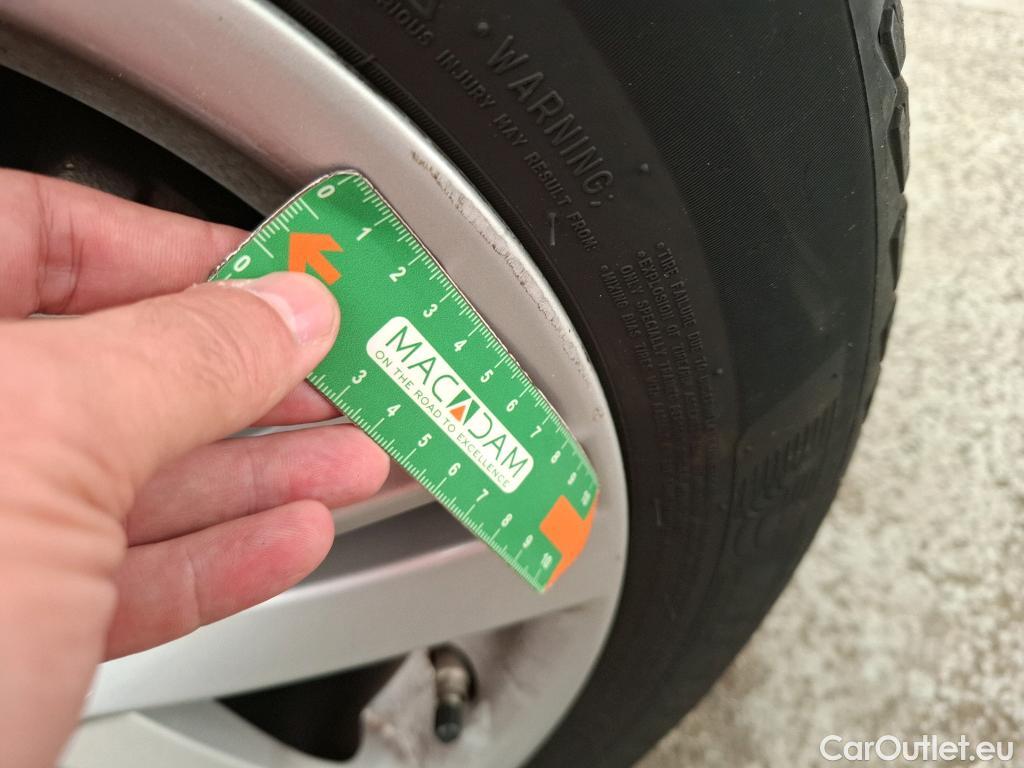  Toyota  Corolla TOYOTA  / 2018 / 5P / Berline Hybride 122h Dynamic Business #7