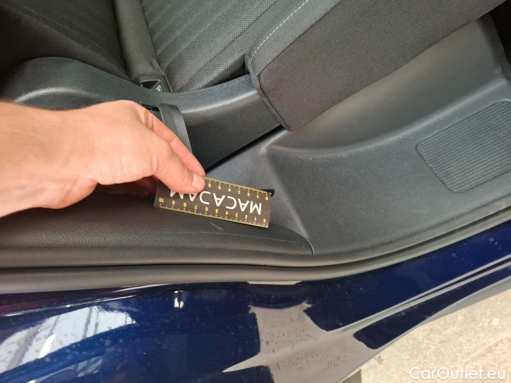  Volkswagen  Tiguan VOLKSWAGEN  Allspace / 2021 / 5P / SUV 1.5 TSI 150 DSG7 LIFE PLUS #2