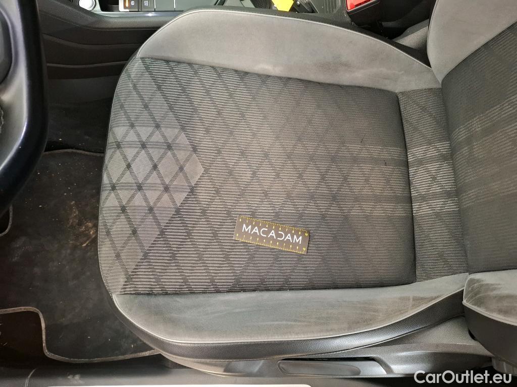  Volkswagen  Tiguan VOLKSWAGEN  / 2020 / 5P / SUV 1.4 eHybrid 245 DSG6 R-Line #16