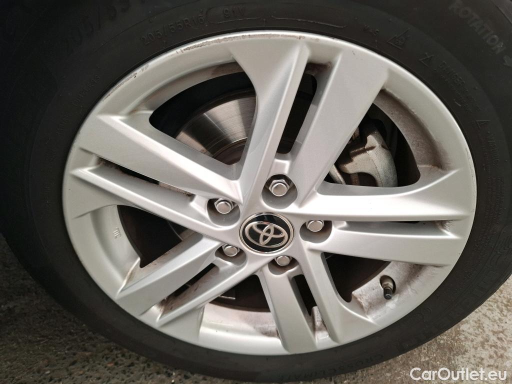  Toyota  Corolla TOYOTA  / 2018 / 5P / Berline Hybride 122h Dynamic Business #6