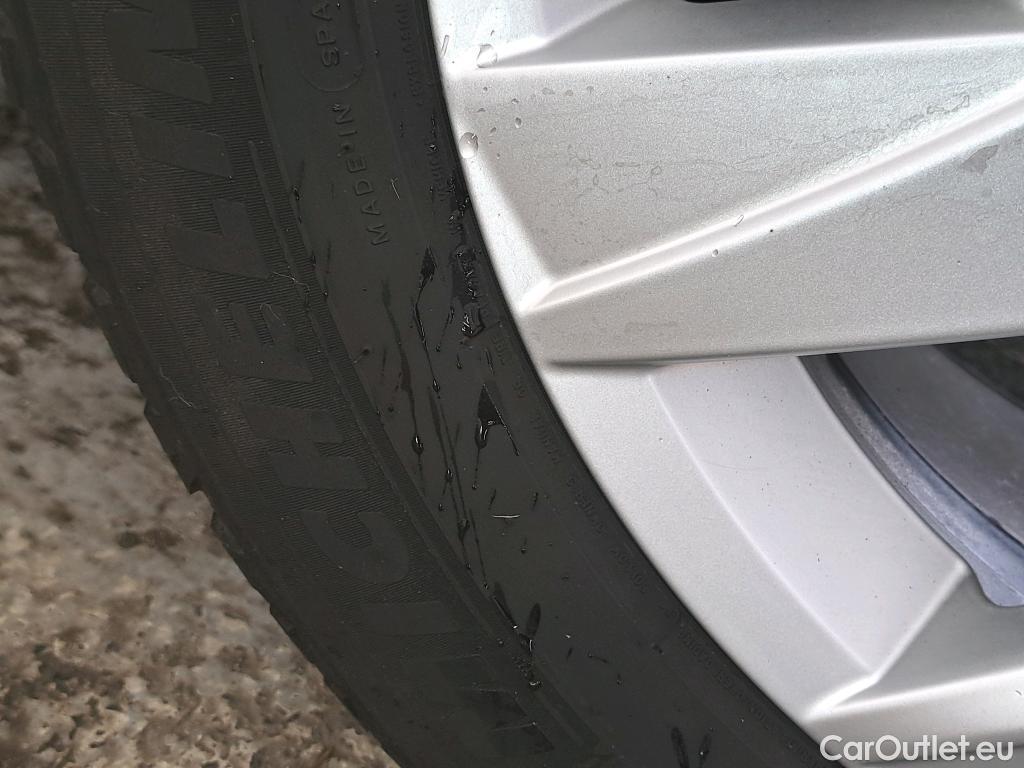  Volkswagen  Tiguan VOLKSWAGEN  / 2020 / 5P / SUV 1.4 eHybrid 245 DSG6 Elegance #11