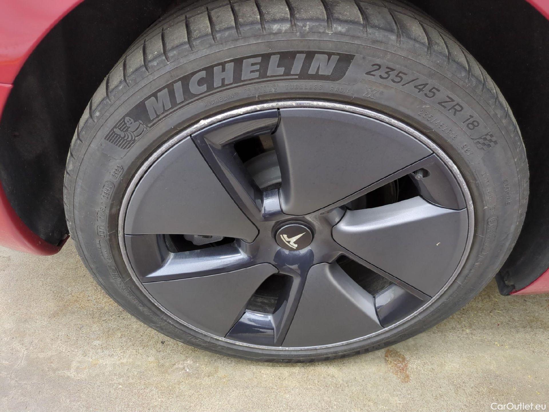  Tesla  Model 3 TESLA  / 2018 / 4P / Berline Grande Autonomie #13