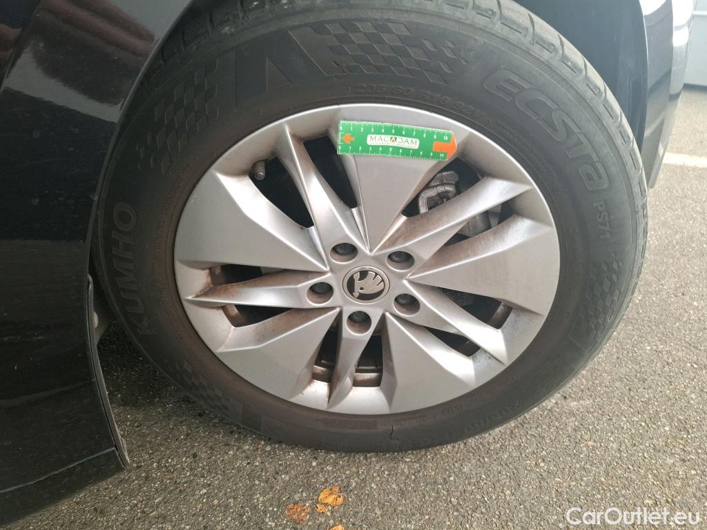  Skoda  Octavia  Break Business 1.0 TSI 110CV BVM6 E6d #19