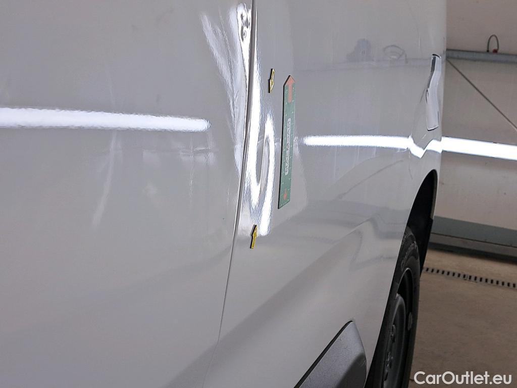  Citroen  Berlingo  Fourgon Club M 650 1.5 BlueHDi 75CV BVM5 E6dT #2