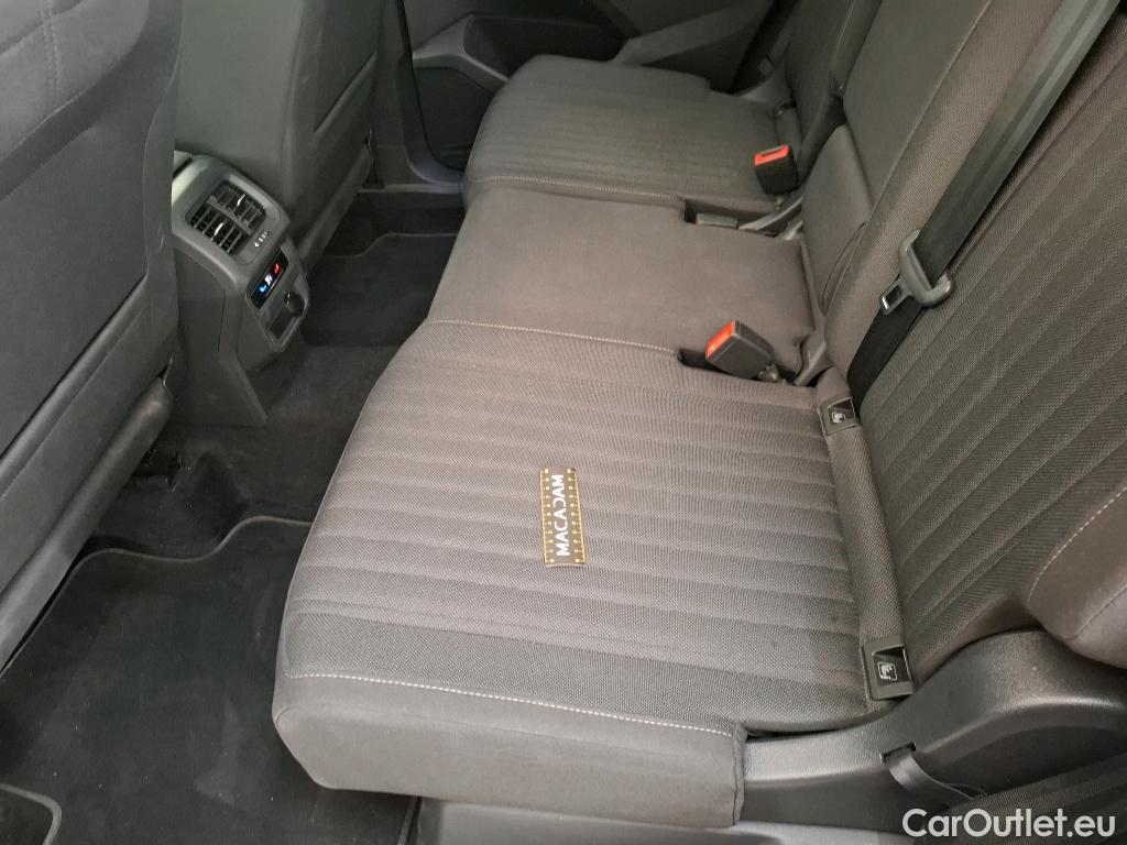  Volkswagen  Tiguan VOLKSWAGEN  Allspace / 2021 / 5P / SUV 1.5 TSI 150 DSG7 LIFE PLUS #3