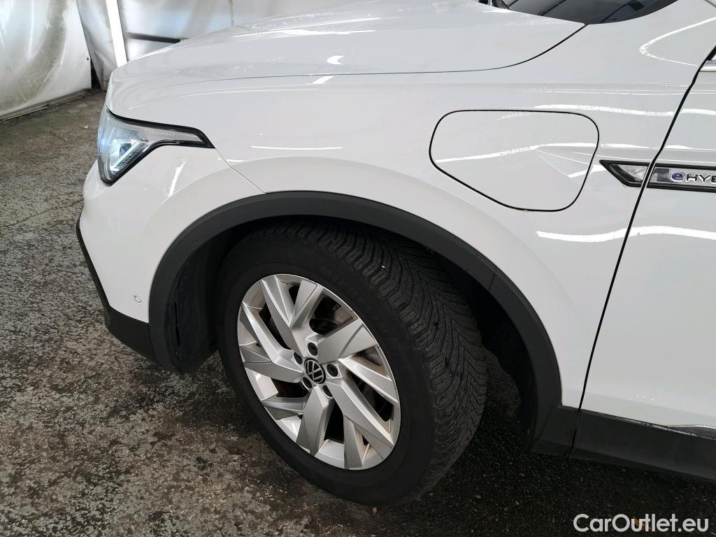  Volkswagen  Tiguan VOLKSWAGEN  / 2020 / 5P / SUV 1.4 eHybrid 245 DSG6 Elegance #14