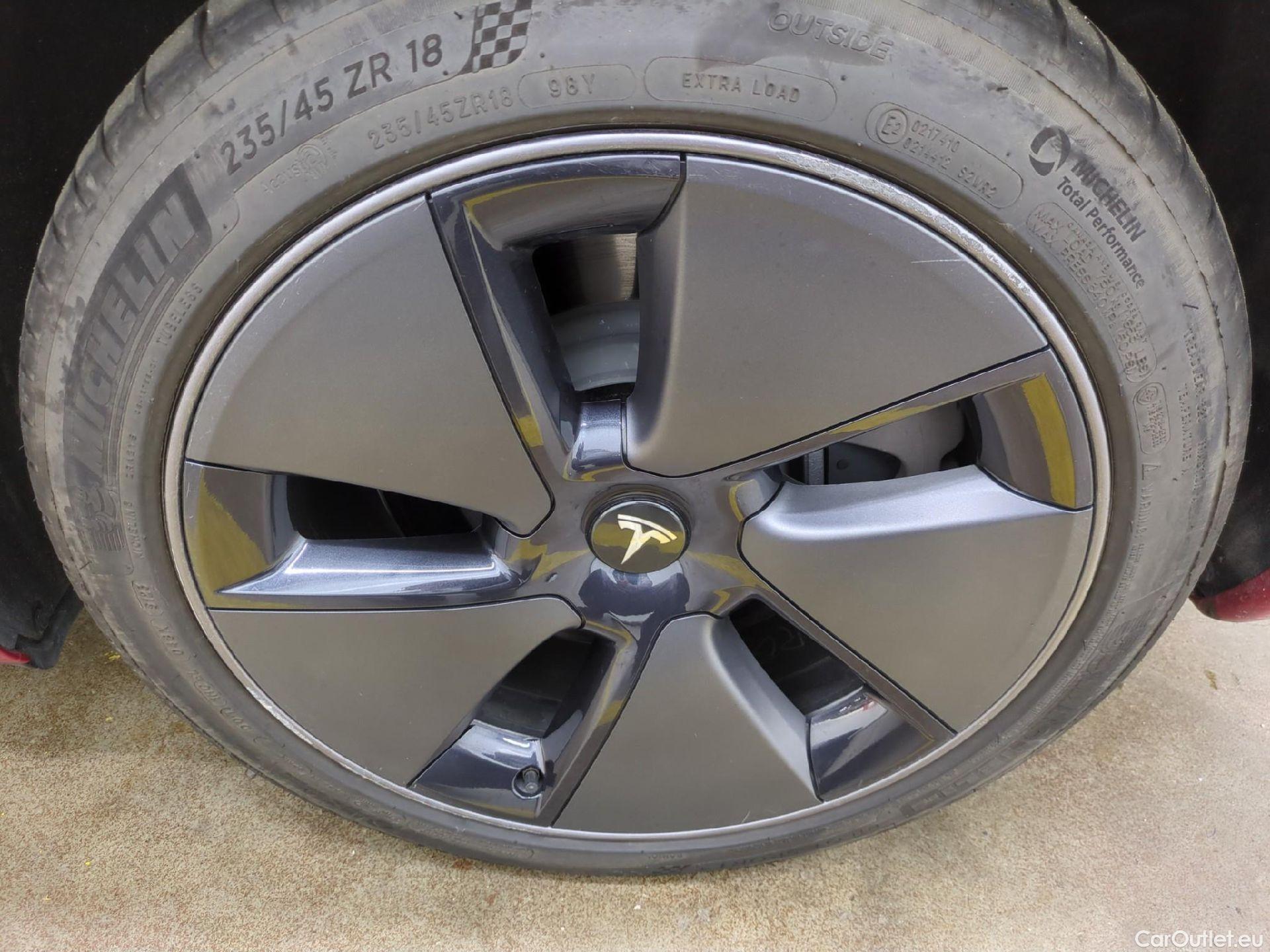  Tesla  Model 3 TESLA  / 2018 / 4P / Berline Grande Autonomie #9