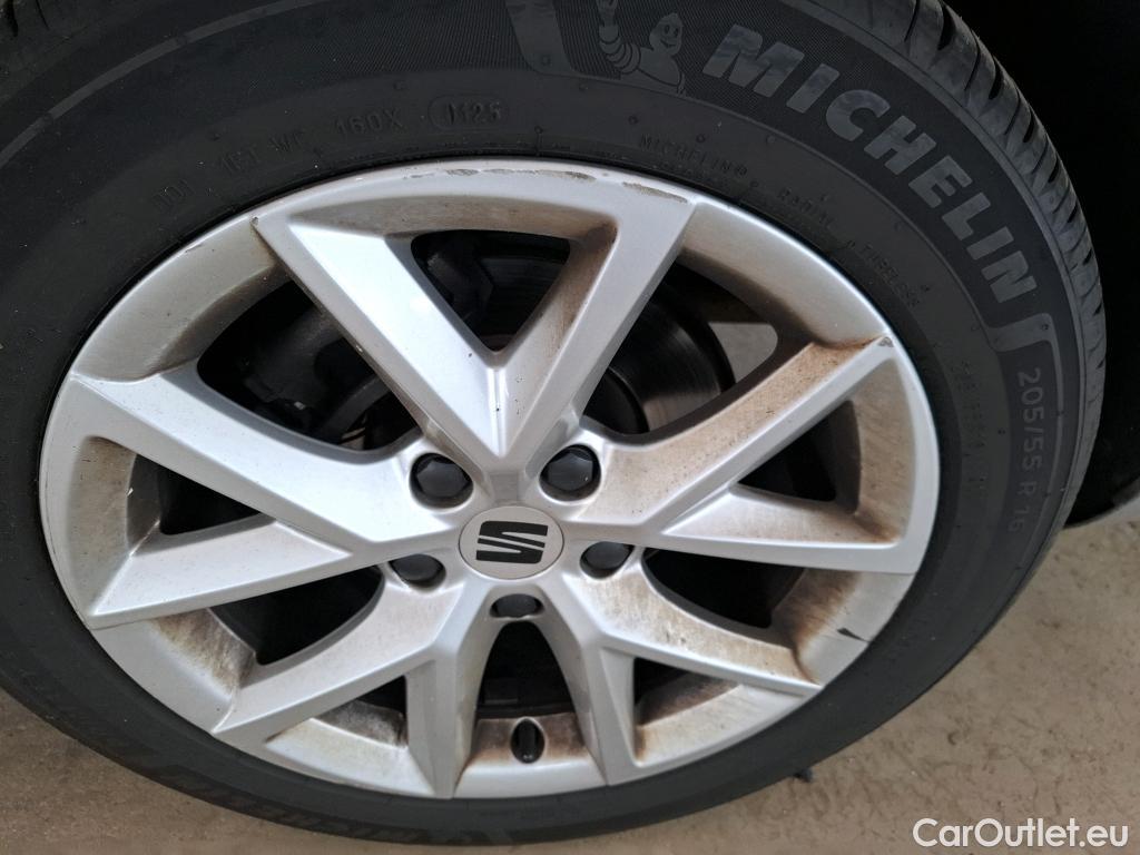  Seat  Leon SEAT  Sportstourer / 2020 / 5P / Break 2.0 TDI 150 DSG S&S Style Business #16