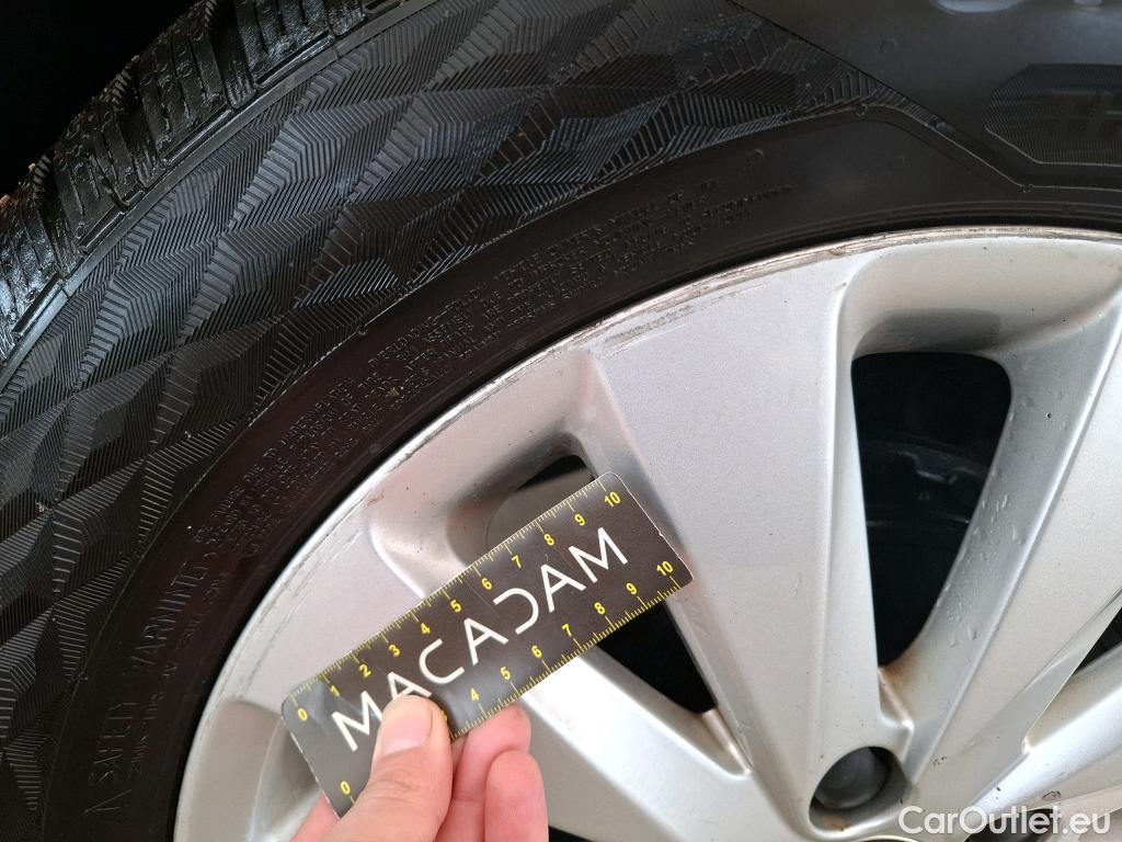  Seat  Arona  Style 1.0 TSI 95CV BVM5 E6dT #5