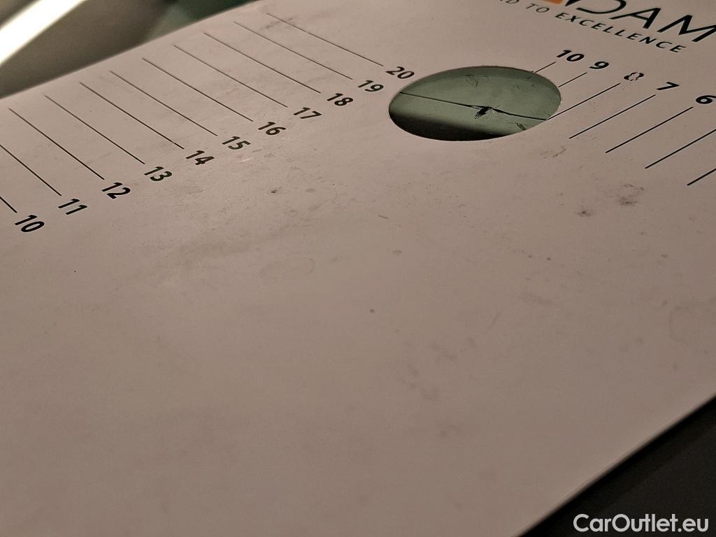  Volkswagen  Golf  VOLKSWAGEN 5p Berline 2.0 TDI 150 DSG7 Cft Busi BMT #2