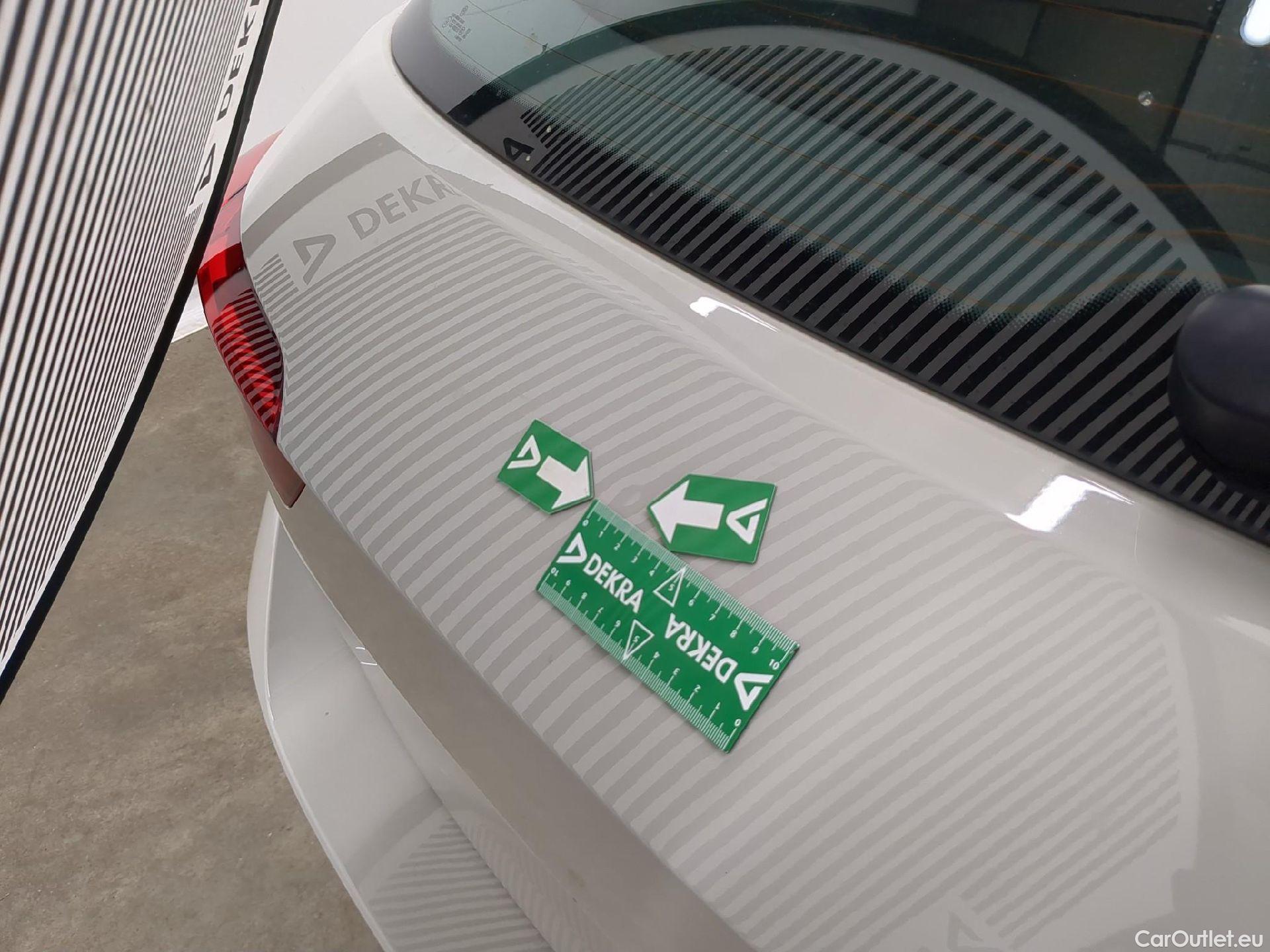  Volkswagen  T-ROC  Life 1.5 TSI 150CV BVA7 E6d #3