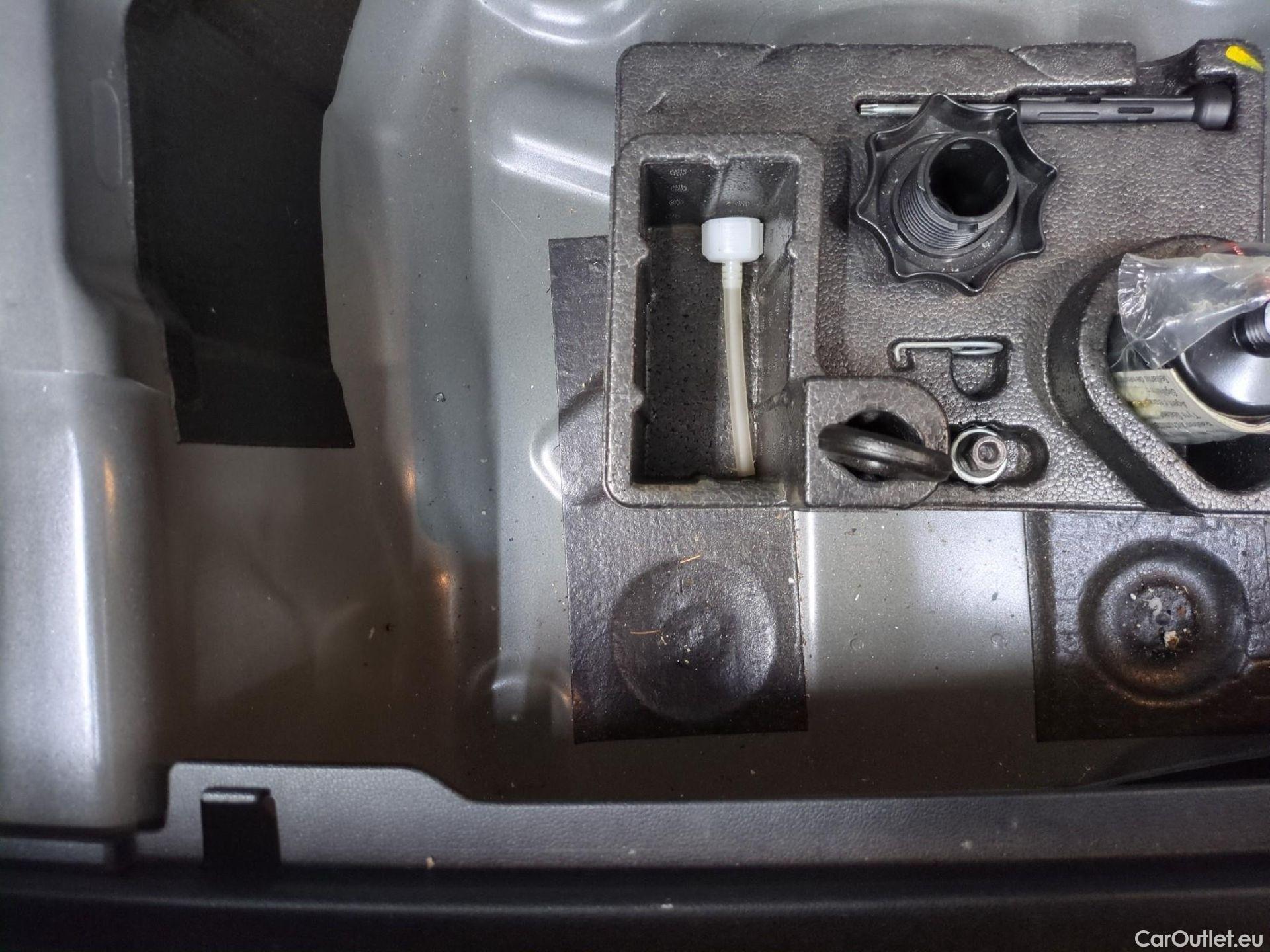  Volkswagen  Polo  VI Comfortline 1.0 75CV BVM5 E6 #1