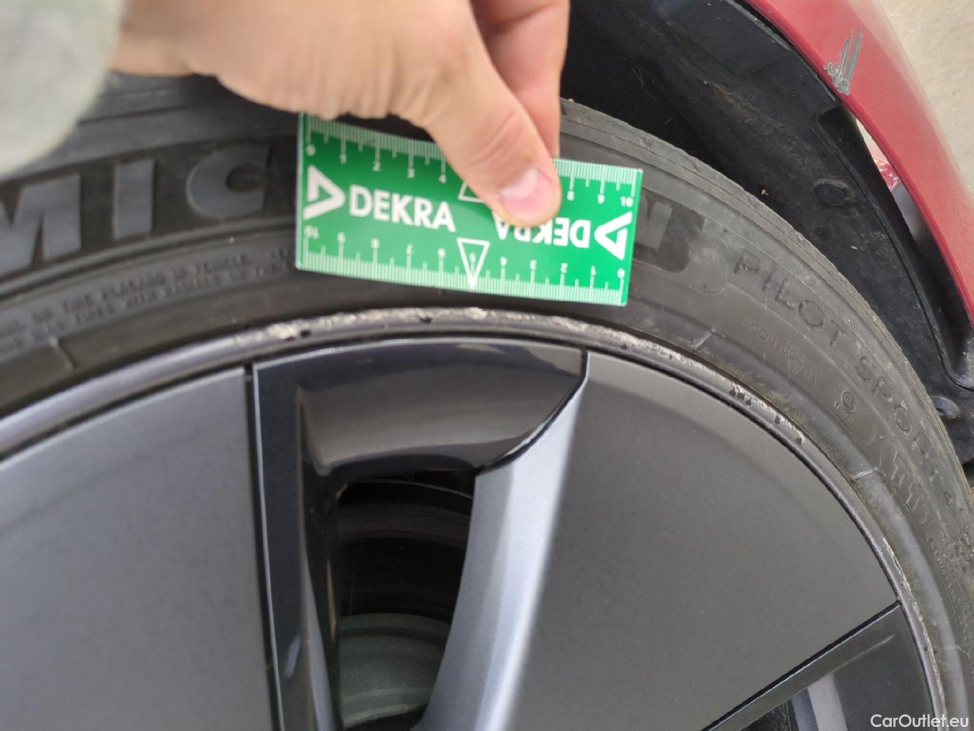  Tesla  Model 3 TESLA  / 2018 / 4P / Berline Grande Autonomie #2