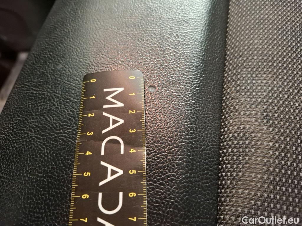  Peugeot  Expert  Fourgon Premium L2 1.5 HDi 120CV BVM6 E6d #20