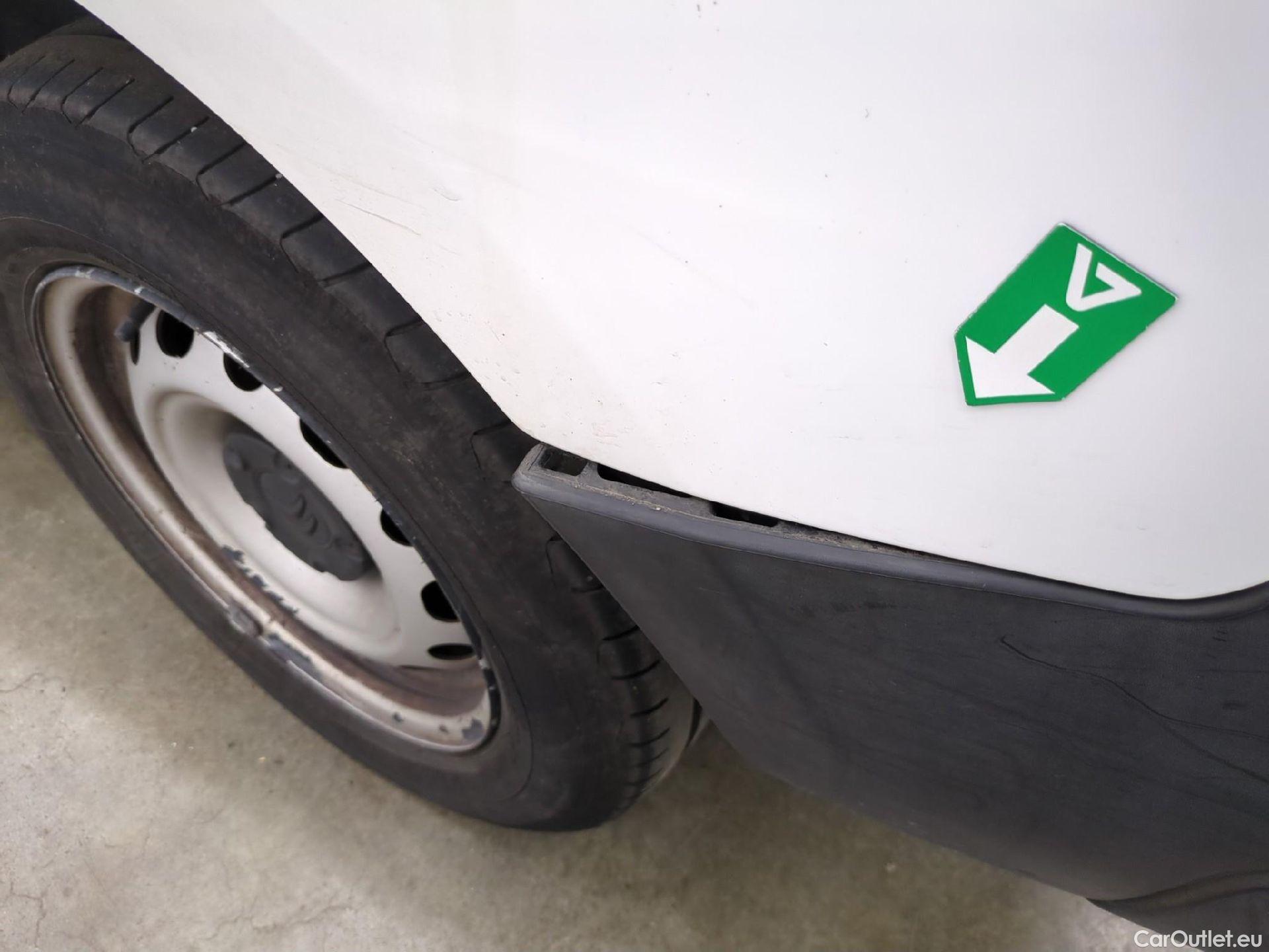  Citroen  Berlingo  Fourgon Club L1 (Court) 1.6 BlueHDi 100CV BVM5 E6 #46