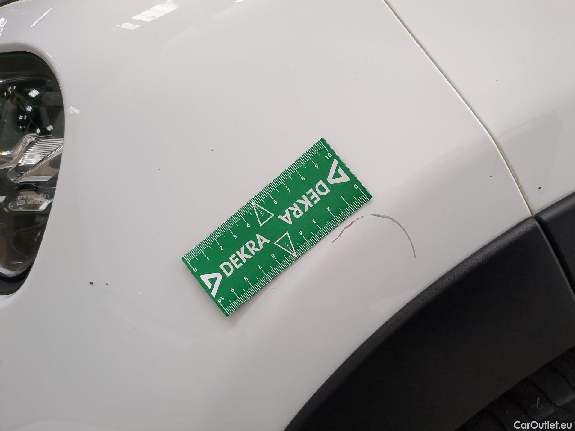  Citroen  C3 CITROEN  Société VU 5p Berline BlueHDi 100 SandS BVM Feel Nav #9